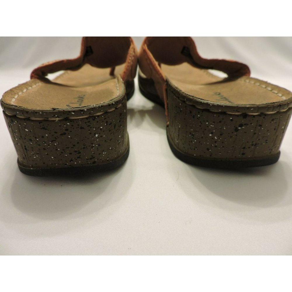 Clarks Solid Sandals Orange Thong Wedges Flip Flops Leather Slip On Shoes 9M - Picture 3 of 4